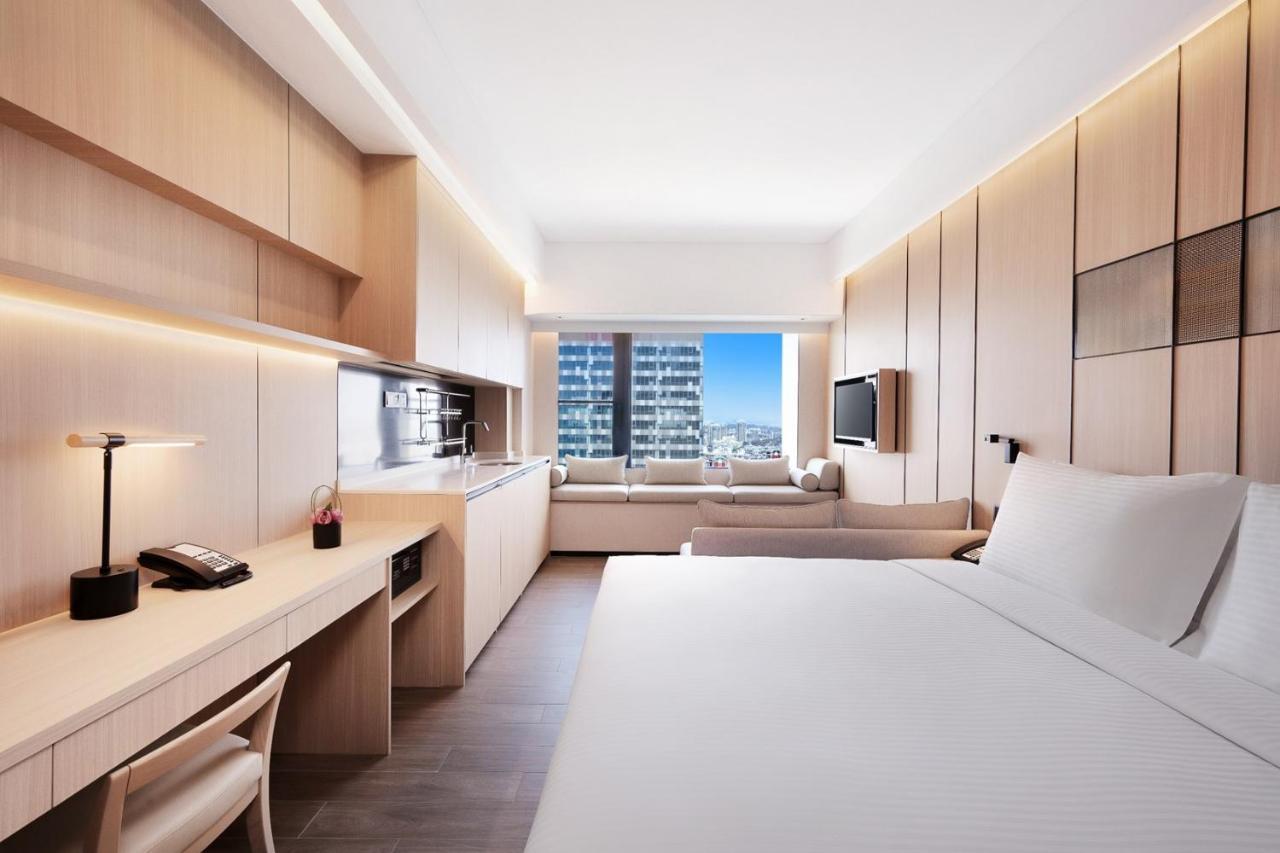 Metropolitan Aparthotel 5*